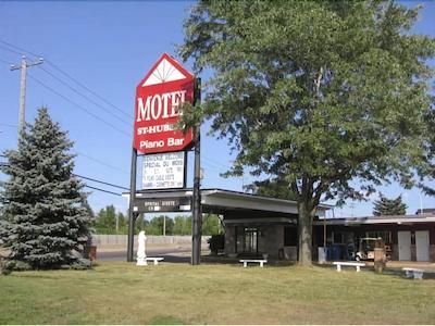 GRAND MOTEL ST HUBERT