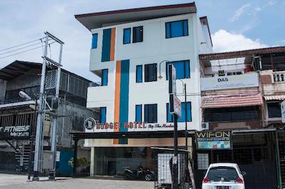 Budget Hotel By The Harbour