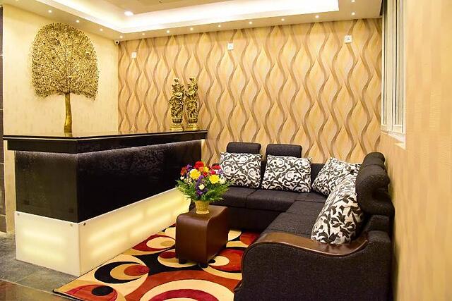 SUMITH PALACE