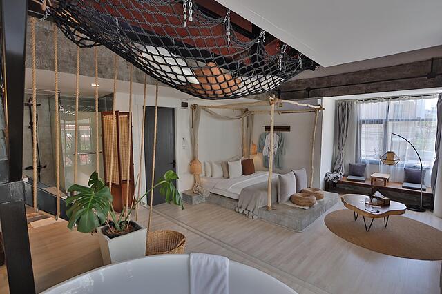 Yolo Bangkok Boutique Hotel