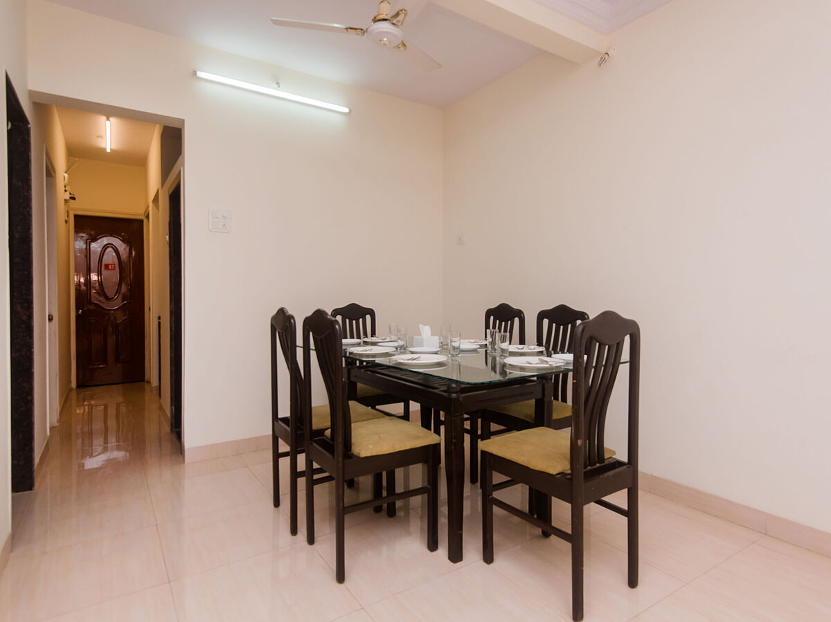OYO 15119 Vista Service Apartment