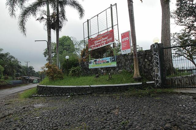 OYO 2278 Cikidang Hunting Resort