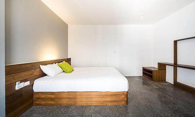 NICE HOTEL RATCHADA
