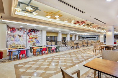 CRYSTAL CLUB WORLD OF COLOURS
