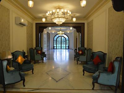 GRAND UNIARA A HERITAGE HOTEL