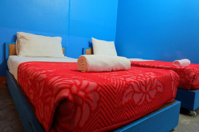 B&B House & Hostel