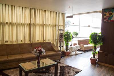 OYO 5898 Checkin Regency