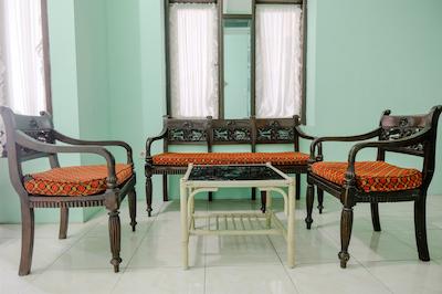 Spot On 2046 Villa Hardi