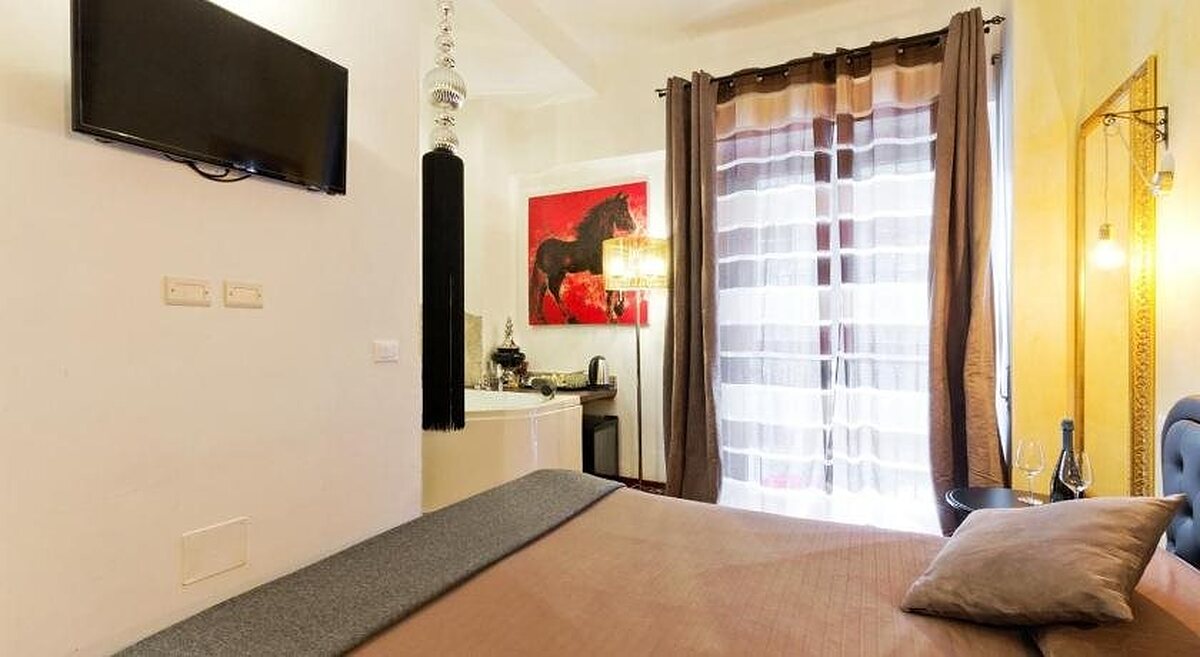 Vatican Qg Rooms