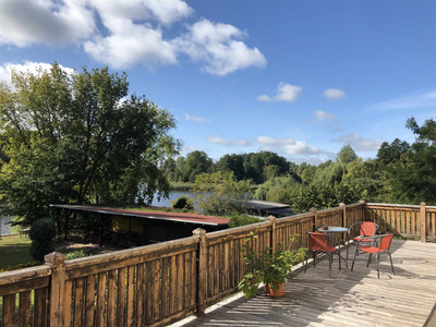 RIVERSIDE INN
