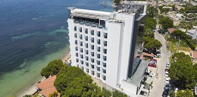 سیگنیچر بلو ریزورت