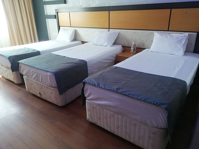 Unaten Hotel