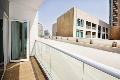 Al Nujoom by New Arabian Holiday Homes