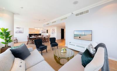 Marina Quays by MaisonPrivee