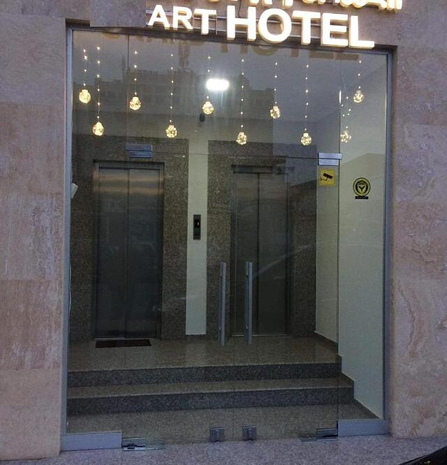 آرت هتل باتومی