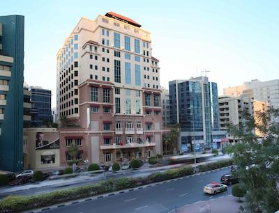 نایت کستل هتل