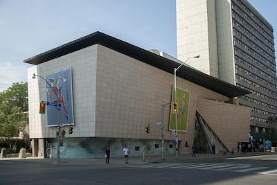 هالیدی این تورنتو بلور-یورکویل