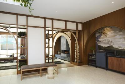 هالیدی این تورنتو بلور-یورکویل