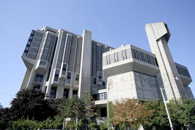 هالیدی این تورنتو بلور-یورکویل