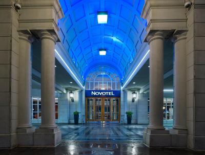 نووتل تورنتو سنتر