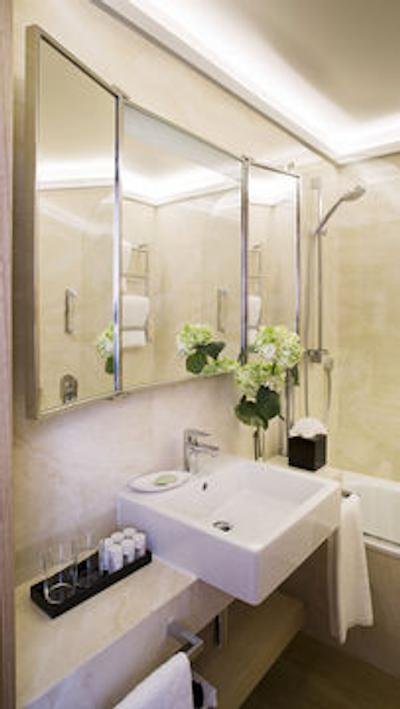 استارهتلز متروپل