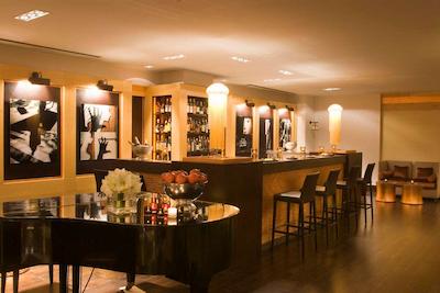 استارهتلز متروپل