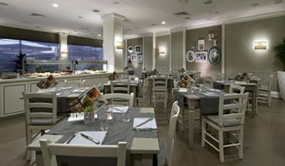 کراون پلازا اس تی پیترز