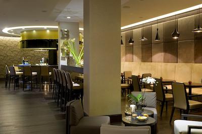 کراون پلازا اس تی پیترز