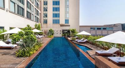 حیات احمدآباد