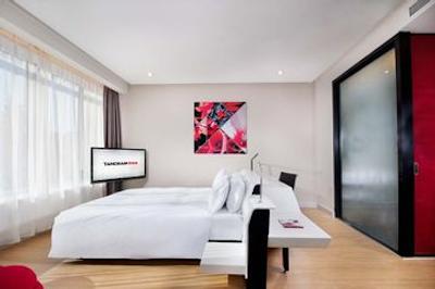 حیات احمدآباد