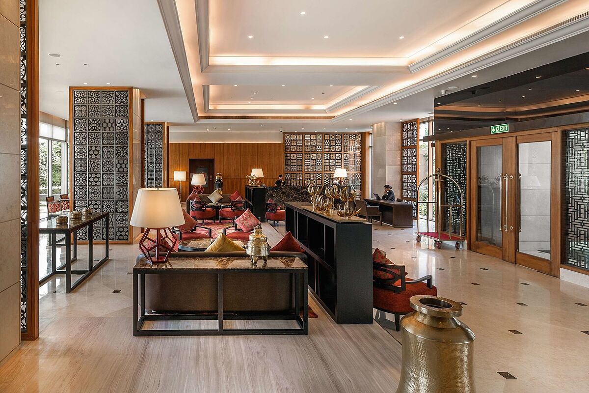 حیات احمدآباد