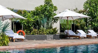 حیات احمدآباد