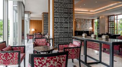 حیات احمدآباد