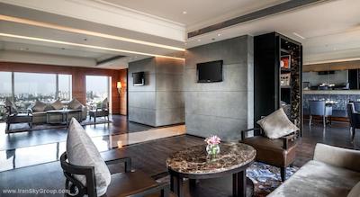 حیات احمدآباد