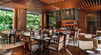 حیات احمدآباد