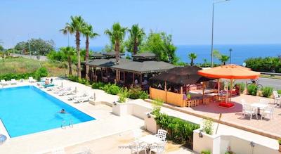 آنتالیا پالاس هتل