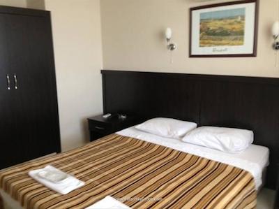 آنتالیا پالاس هتل