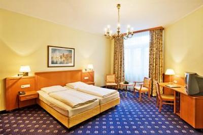 سنترو هتل نیشنال فرانکفورت سیتی