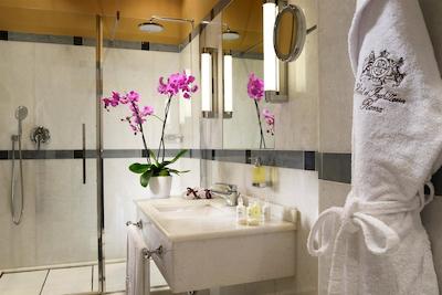 دی اینگیلترا