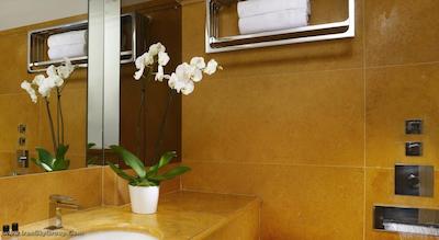 دی اینگیلترا