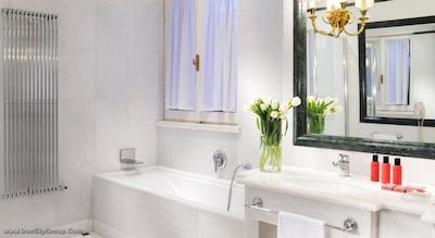 دی اینگیلترا