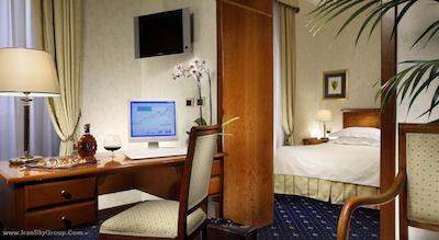 ایمپایر پالاس