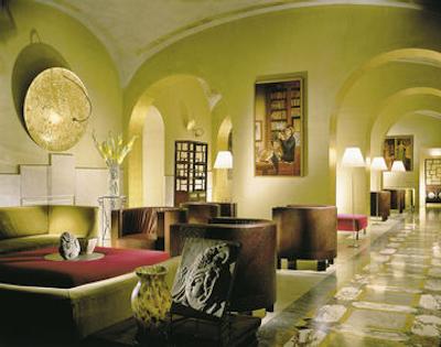 ایمپایر پالاس