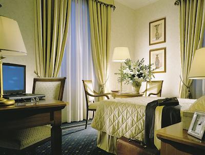 ایمپایر پالاس