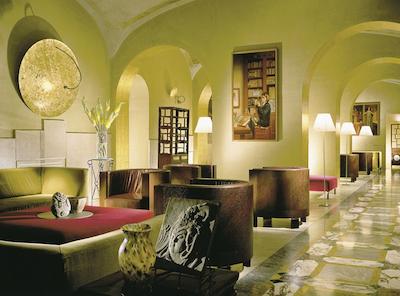 ایمپایر پالاس