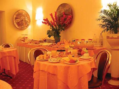 هتل سیستینا