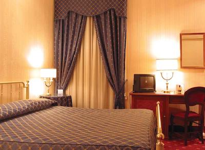 هتل سیستینا