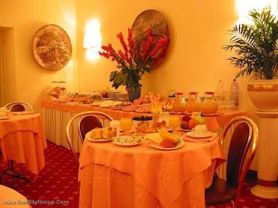 هتل سیستینا