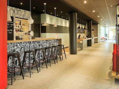 بی اند بی هتل فرانکفورت مس