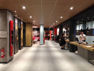 بی اند بی هتل فرانکفورت مس